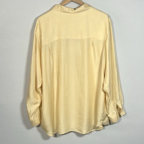 The Avenue Vintage 100% Silk Blouse 22/24 Yellow Oversized Button Down - Picture 5 of 7